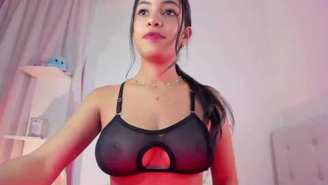 sweetmoon1 @ myfreecams on 20231008