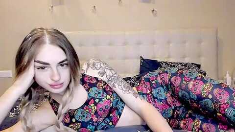 abby__x @ myfreecams on 20231009