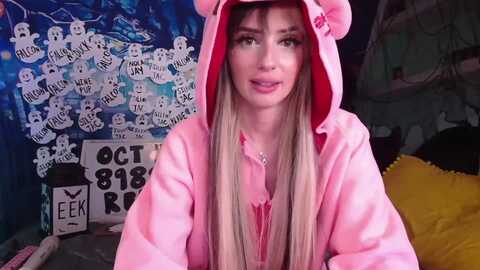 babeariel @ myfreecams on 20231009