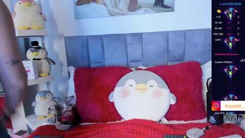 diiamond_02 @ myfreecams on 20231009