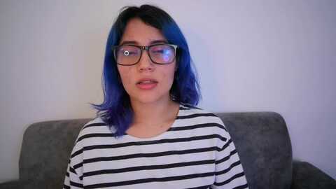 emily_2016 @ myfreecams on 20231009