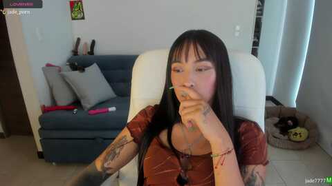 jade7777 @ myfreecams on 20231009
