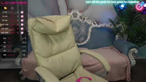 vanessawinn @ myfreecams on 20231009