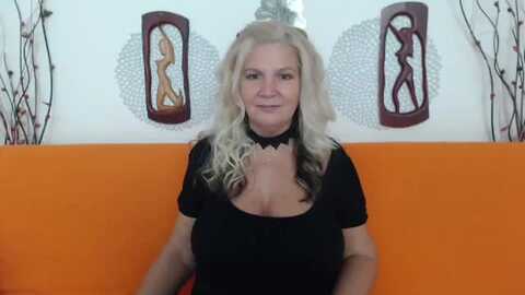 adama4u @ myfreecams on 20231010