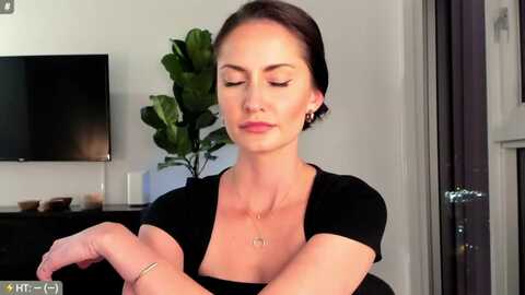 alanawylde @ myfreecams on 20231010