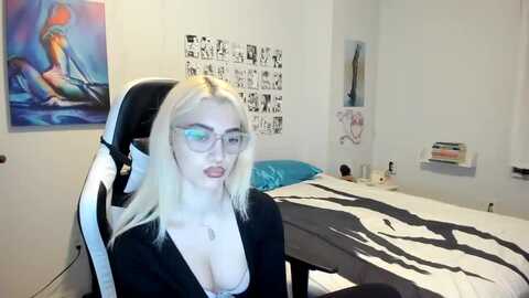 annatame @ myfreecams on 20231010