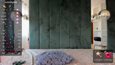 blondie_quinn @ myfreecams on 20231010