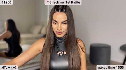 bustymiaaa @ myfreecams on 20231010