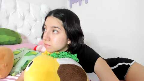 cherrycute666 @ myfreecams on 20231010