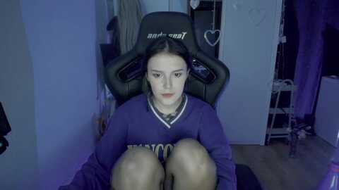 crybabykys @ myfreecams on 20231010