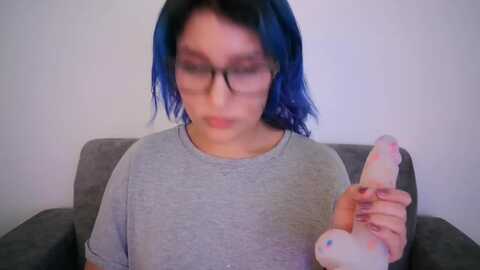 emily_2016 @ myfreecams on 20231010