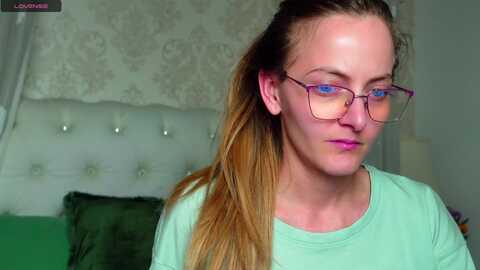 erikadawn @ myfreecams on 20231010