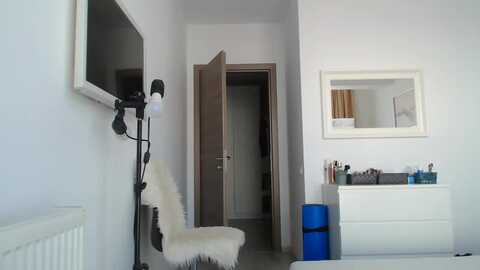 hrystina_ @ myfreecams on 20231010