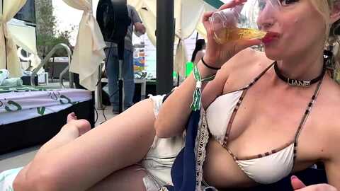 janeallday @ myfreecams on 20231010