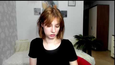 julissweet @ myfreecams on 20231010