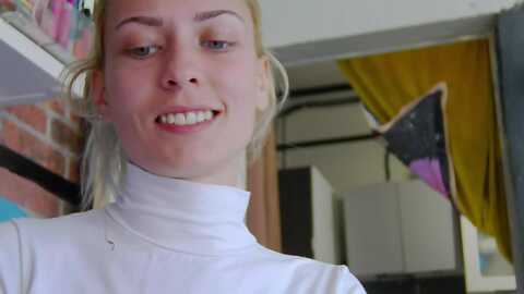 karoline121 @ myfreecams on 20231010