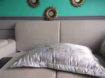 mhariangell @ myfreecams on 20231010