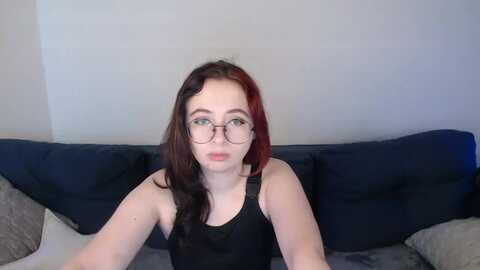 mini_diva @ myfreecams on 20231010