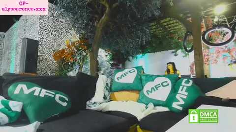 southernms @ myfreecams on 20231010