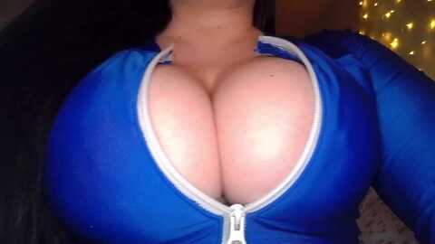 titsmcgeee @ myfreecams on 20231010