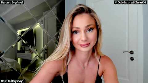 yveline @ myfreecams on 20231010