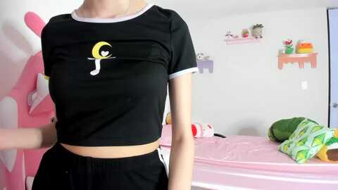 cherrycute666 @ myfreecams on 20231011