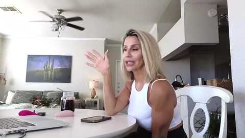 demi_tatum @ myfreecams on 20231011