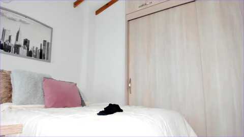 salogarces @ myfreecams on 20231011