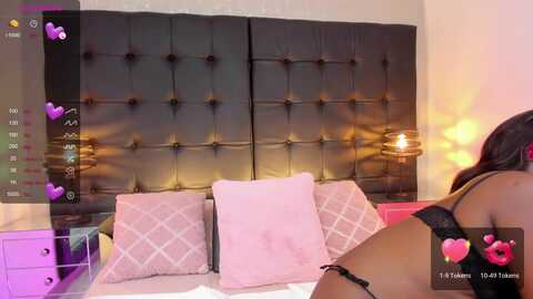 sofyaa @ myfreecams on 20231011