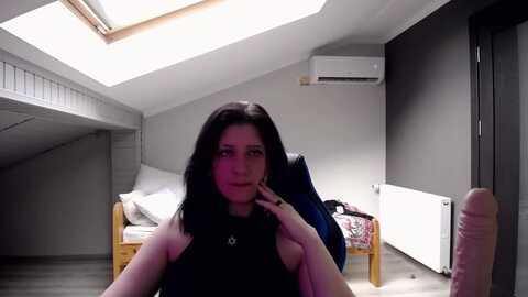 suziemarly @ myfreecams on 20231011