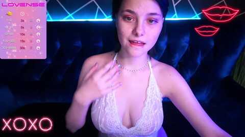 tirewhilet @ myfreecams on 20231011