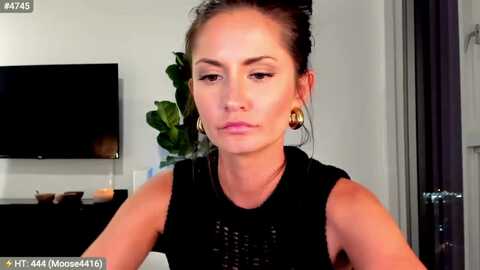 alanawylde @ myfreecams on 20231012