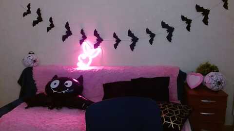 alleiko @ myfreecams on 20231012