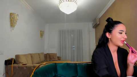 anne_marieee @ myfreecams on 20231012