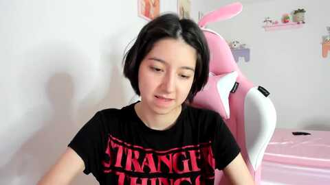 cherrycute666 @ myfreecams on 20231012