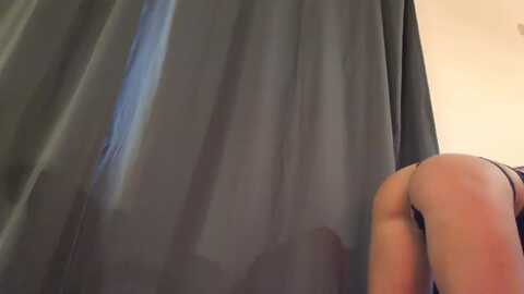 delicatekiss @ myfreecams on 20231012