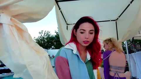 jesswhitmore @ myfreecams on 20231012