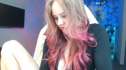 miichell_star @ myfreecams on 20231012