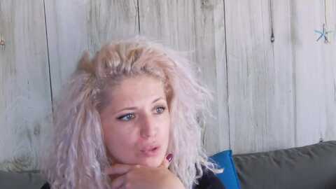 sassykate @ myfreecams on 20231012