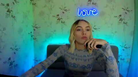 sindyysweet @ myfreecams on 20231012