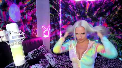 xo_belle @ myfreecams on 20231012