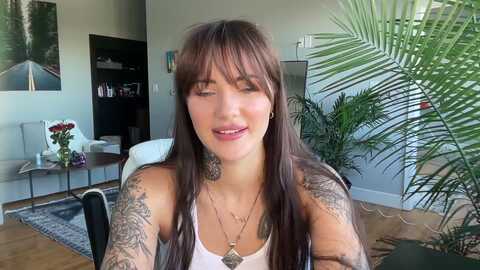 aishanebulski @ myfreecams on 20231013