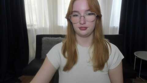 anafoxy @ myfreecams on 20231013