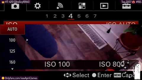 apriljames @ myfreecams on 20231013