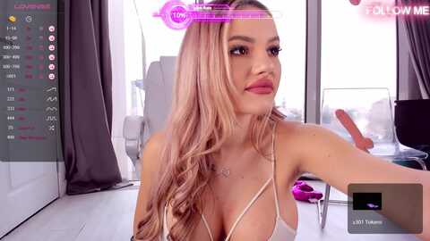 audreyryen @ myfreecams on 20231013