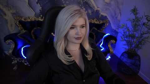 cocosecretss @ myfreecams on 20231013