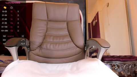 goddessalysse @ myfreecams on 20231013