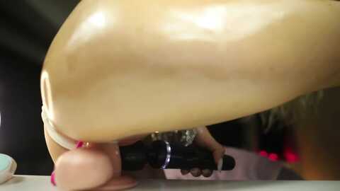 heysiry @ myfreecams on 20231013