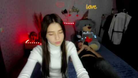 juanawi @ myfreecams on 20231013