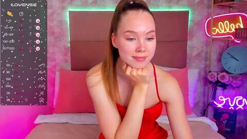 lorenqueen @ myfreecams on 20231013